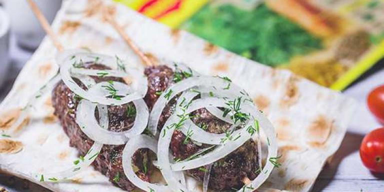 Сочный люлякебаб в духовке из говядины и свинины — рецепт с фото
