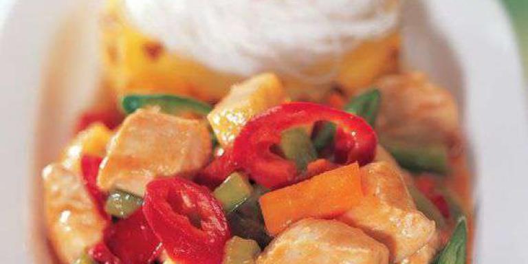 Китайская курица с овощами в кисло-сладком соусе, подробное приготовление с фото
