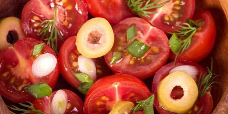 Салат с маслинами и помидорами - рецепт приготовления с фото от Maggi.ru