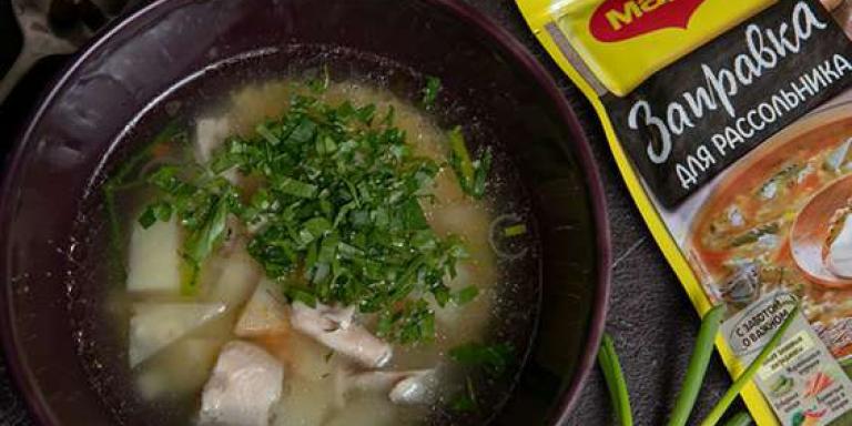 Рассольник с курицей и кукурузной крупой - рецепт приготовления с фото от Maggi.ru