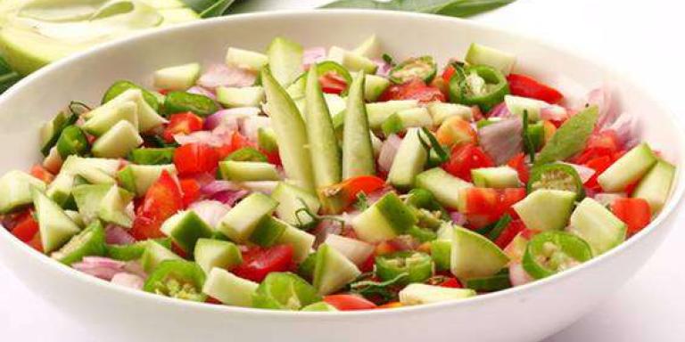 Салат нежный с авокадо и манго - рецепт приготовления с фото от Maggi.ru