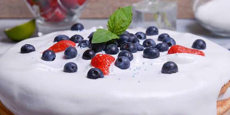 Торт с белковым кремом — рецепт с фото от Maggi.ru
