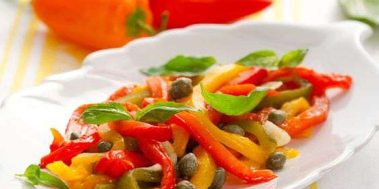 Яркий салат из жареного перца - рецепт приготовления с фото от Maggi.ru