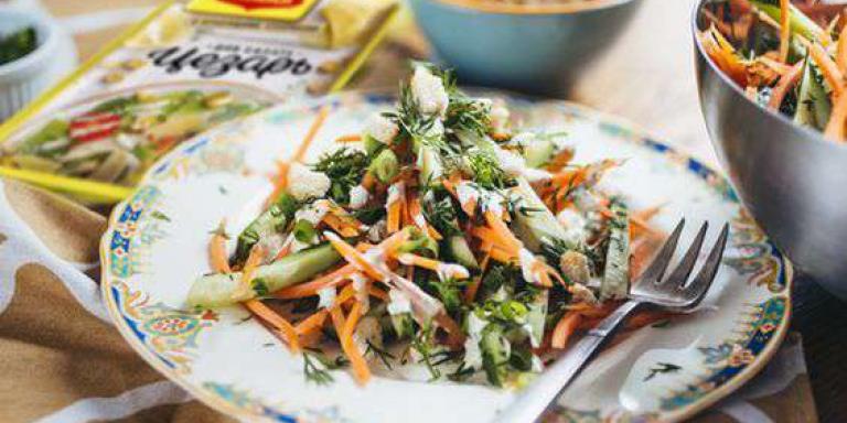 Хрустящий салат с морковью и огурцом — рецепт с фото от Maggi.ru