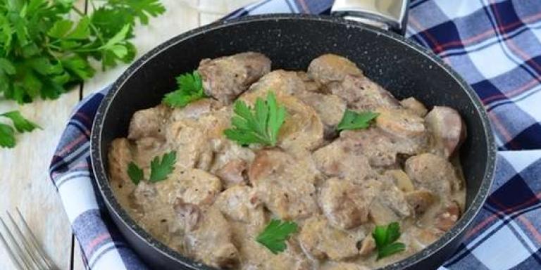Куриная печень с грибами - рецепт приготовления с фото от Maggi.ru