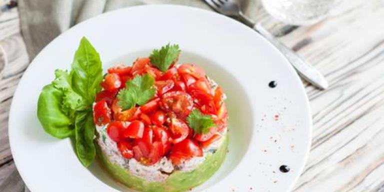 Салат с тунцом и помидорами - рецепт приготовления с фото от Maggi.ru