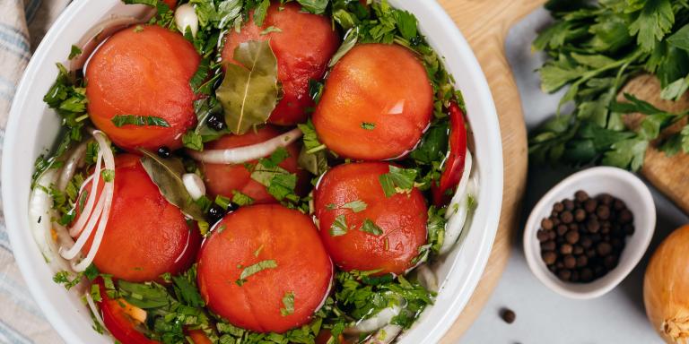 Нежные маринованные помидоры без кожицы, пошаговый рецепт с фото