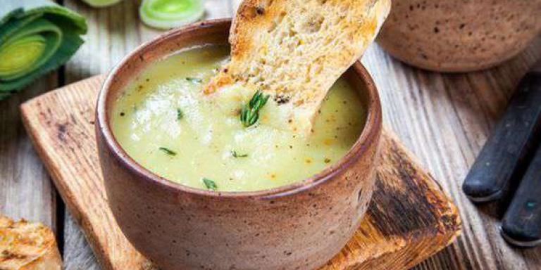 Гороховый крем-суп с луком-пореем - рецепт с фото от Maggi.ru