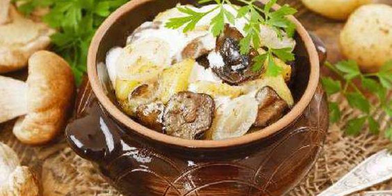 Традиционное жаркое из картофеля и грибов, пошаговый рецепт с фото