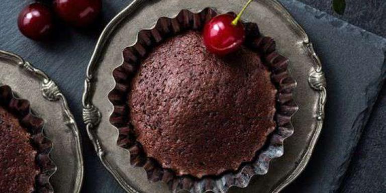 Шоколадные кексы с вишней - рецепт приготовления с фото от Maggi.ru
