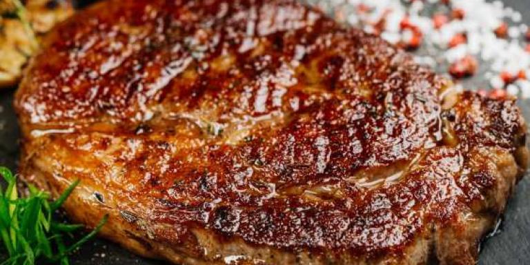 Антрекот из говядины в духовке - пошаговый рецепт с фото от экспертов