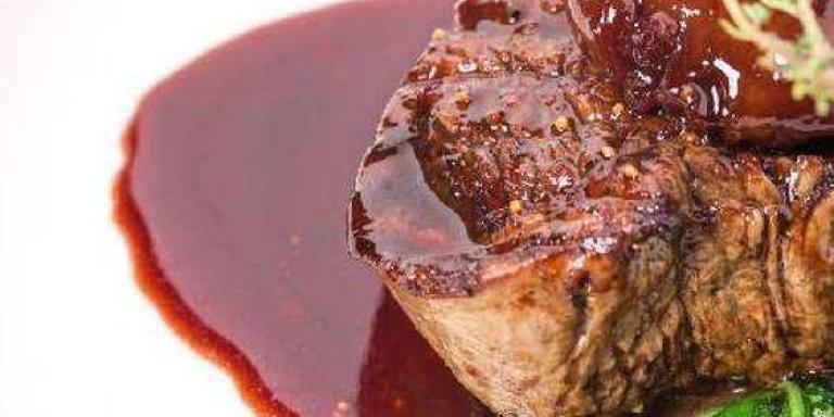 Сочная говядина с джемом из красной смородины — рецепт с фото от Maggi.ru