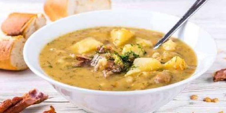 Ароматный гороховый суп с копчёной курицей - рецепт с фото от Магги