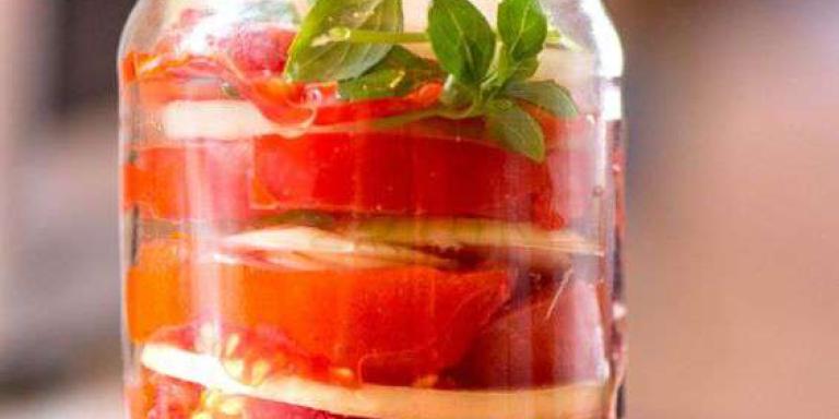 Маринованный салат из помидор и репчатого лука - рецепт приготовления с фото от Maggi.ru
