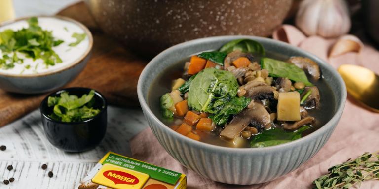 Сытный суп из чечевицы с грибами и картофелем - рецепт приготовления с фото от Maggi.ru