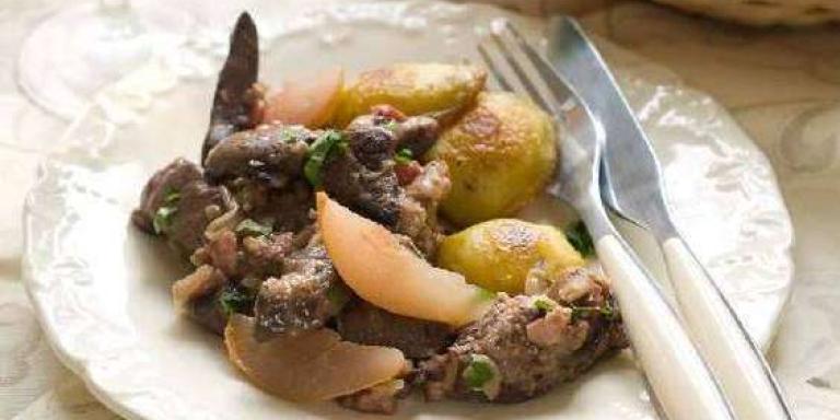 Рагу из свинины с картошкой - пошаговый рецепт с фото от Maggi