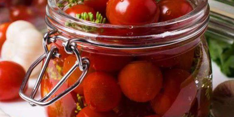 Маринованные помидоры черри - рецепт приготовления с фото от Maggi.ru