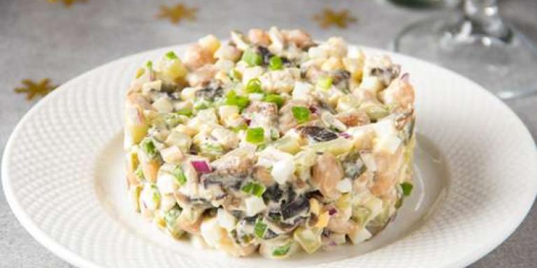 Салат "оливье" с грибами - рецепт приготовления с фото от Maggi.ru