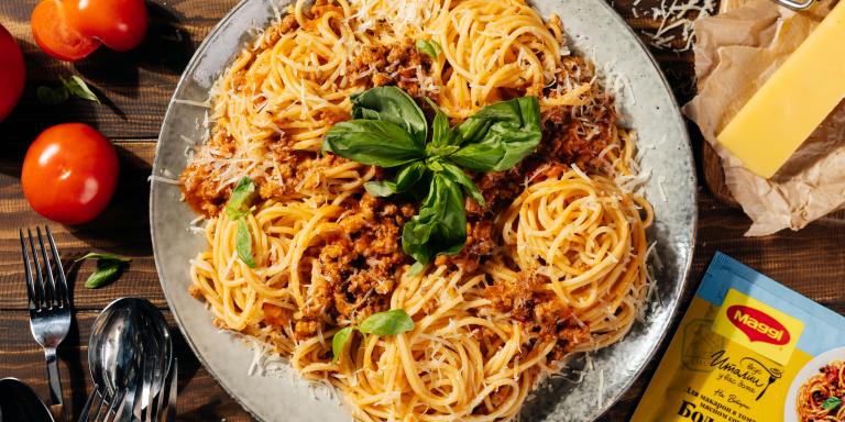 Макароны по-итальянски в соусе болонез, подробный рецепт с фото