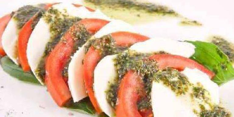 Итальянский салат капрезе - рецепт приготовления с фото от Maggi.ru