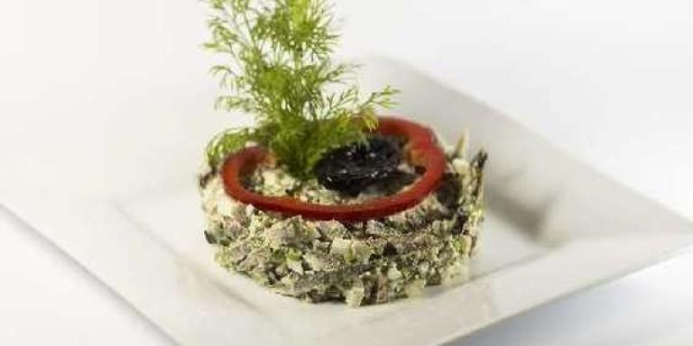 Генеральский салат из телячьего языка - рецепт приготовления с фото от Maggi.ru