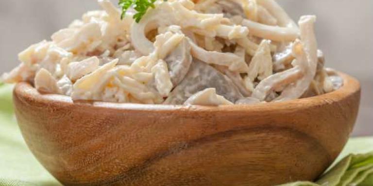 Салат с кальмарами и шампиньонами - рецепт приготовления с фото от Maggi.ru