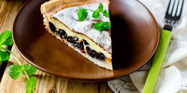 Пирог с черносливом и творогом - рецепт приготовления с фото от Maggi.ru