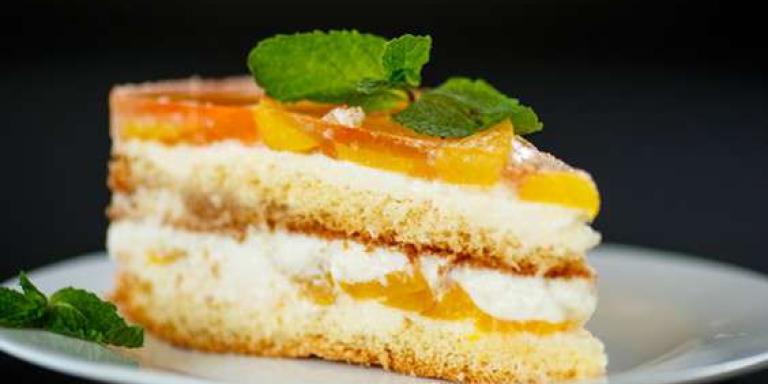 Бисквитный торт с консервированными персиками - рецепт приготовления с фото от Maggi.ru