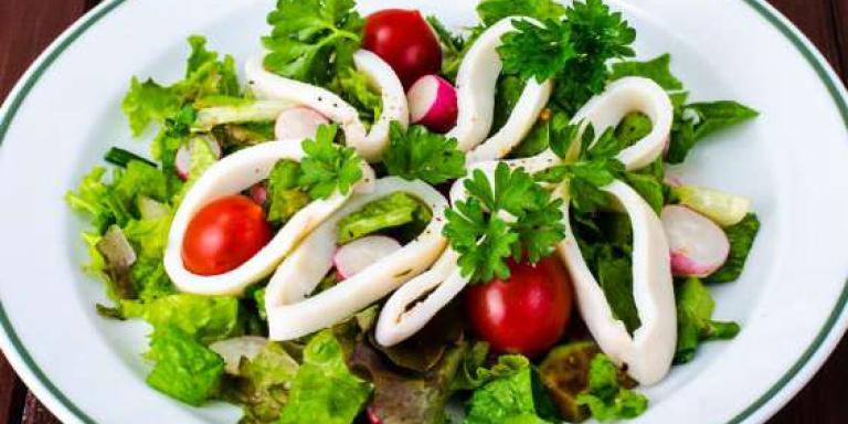 Салат с кольцами кальмара - пошаговый рецепт с фото от экспертов Maggi