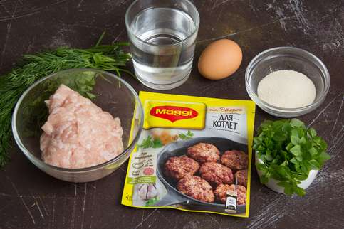 Подготовить продукты. Фарш приготовить самостоятельно или приобрести готовый в магазине. Подготовить продукты. Фарш приготовить самостоятельно или приобрести готовый в магазине.