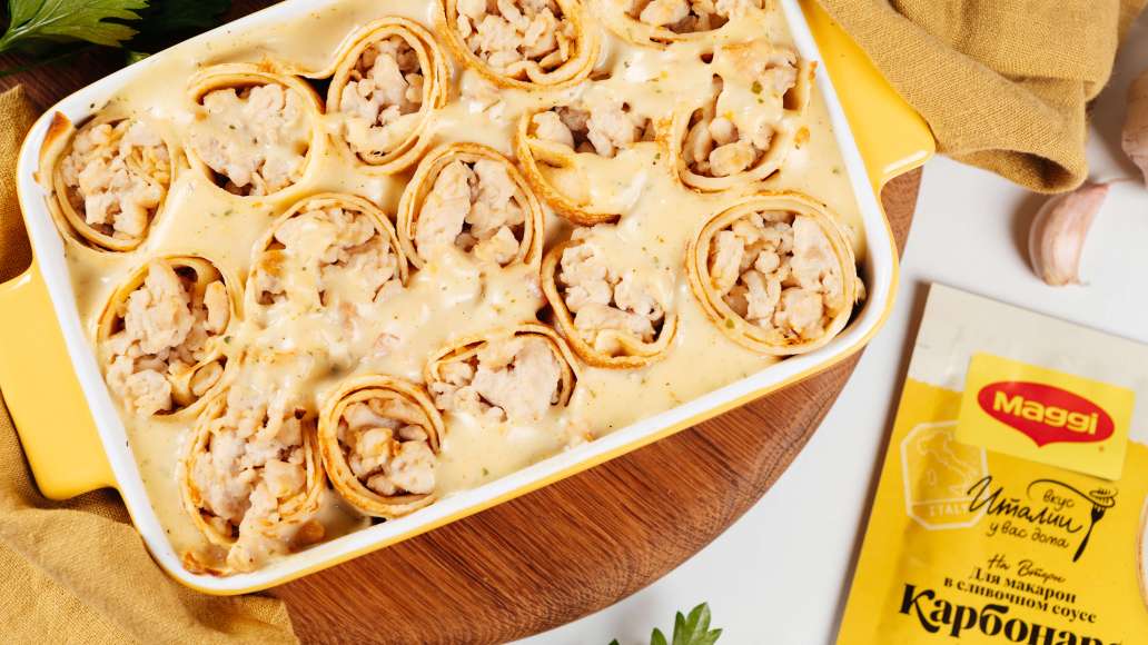 Блинчики с курочкой под соусом с беконом - рецепт с фото от Магги