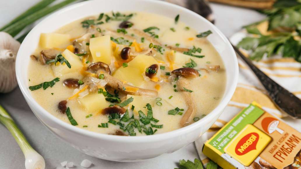 Сытный сырный суп с грибным ассорти - рецепт приготовления с фото от Maggi.ru