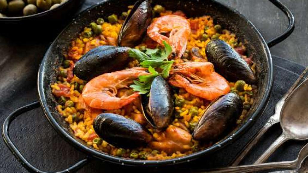 Паэлья с креветками и мидиями - рецепт приготовления с фото от Maggi.ru