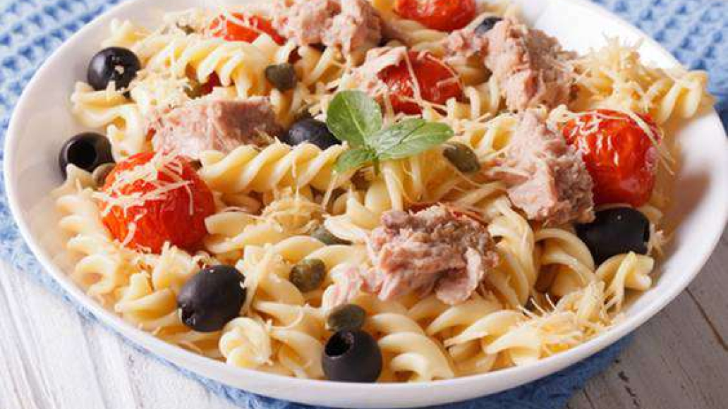 Макароны с тунцом и маслинами - рецепт приготовления с фото от Maggi.ru