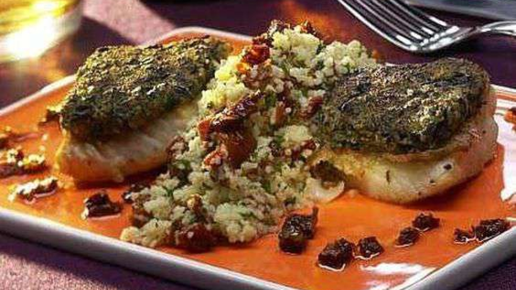 Палтус в оливковом кляре с салатом из кускуса, пошаговый рецепт с фото