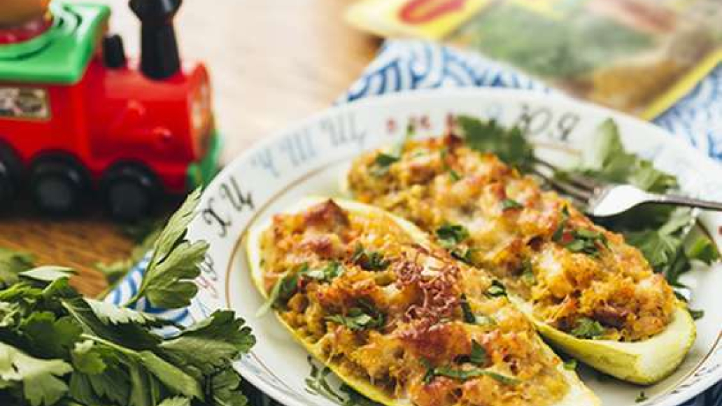 Кабачки, фаршированные курицей, овощами и киноа, рецепт с фото