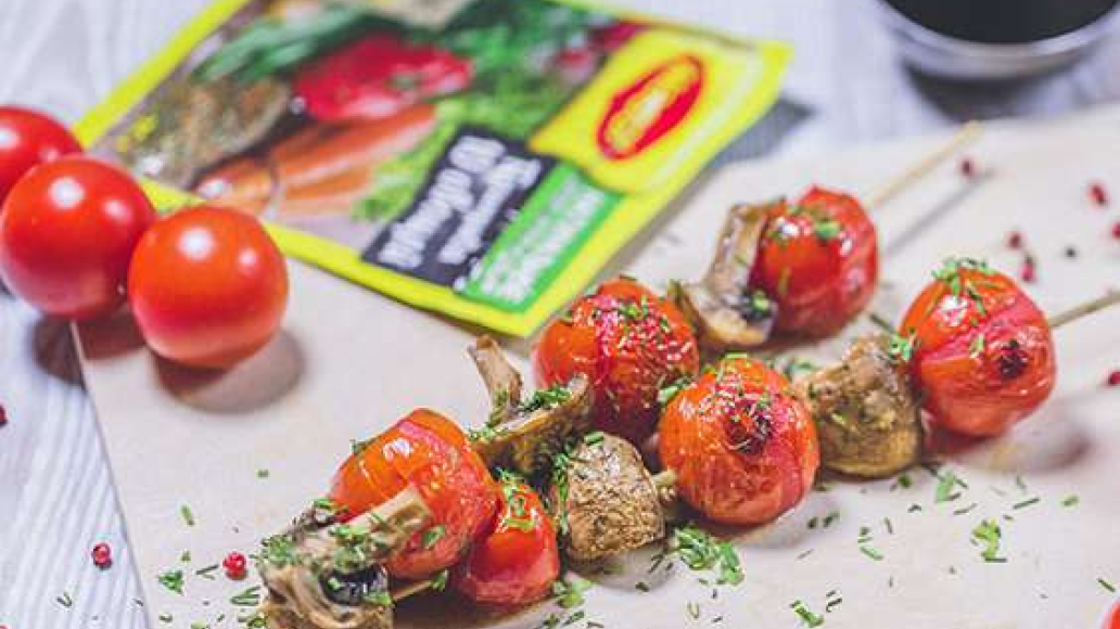 Постный шашлык из грибов и помидоров - рецепт приготовления с фото от Maggi.ru