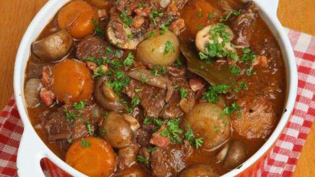 Рагу с овощами, мясом и грибами - рецепт приготовления с фото от Maggi.ru