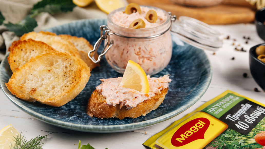 Закусочный паштет из копченой красной рыбки - рецепт приготовления с фото от Maggi.ru