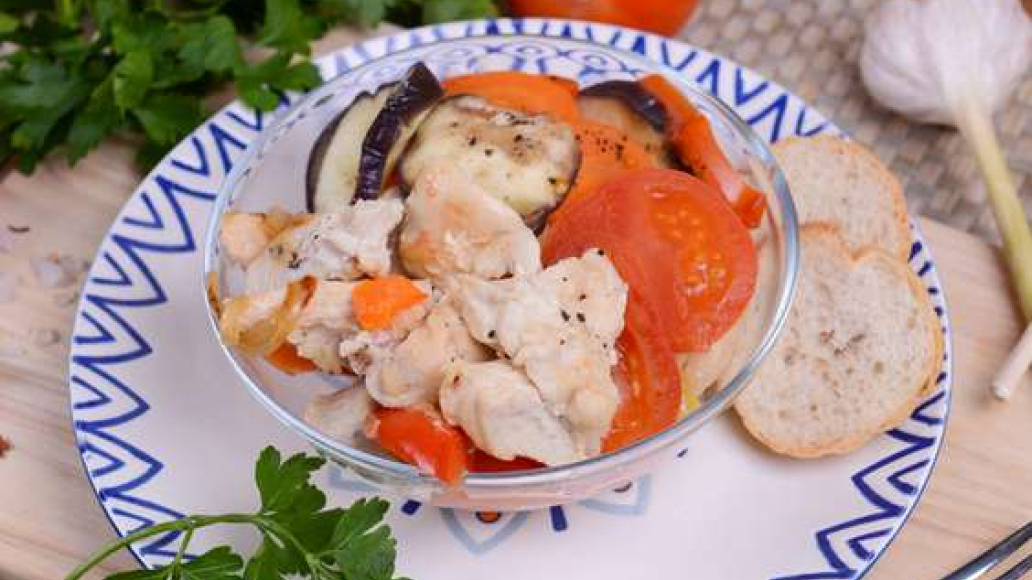 Курица с баклажанами по-гречески: пошаговый рецепт с фото от Maggi.ru