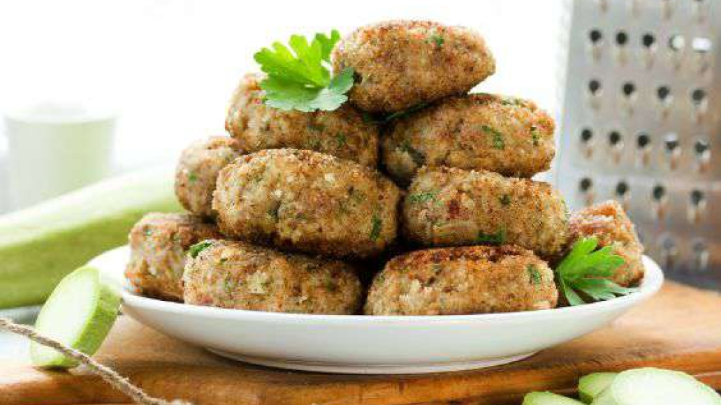 Котлеты из кабачка с куриным фаршем - рецепт приготовления с фото от Maggi.ru