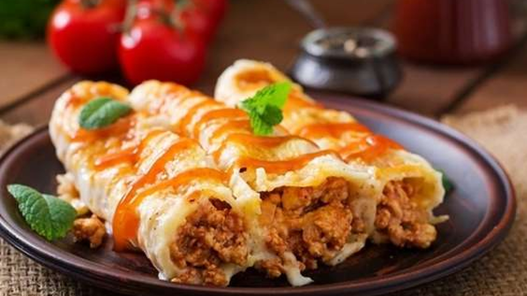 Фарш в тесте в духовке — рулетики из теста с фаршем в духовке | maggi.ru