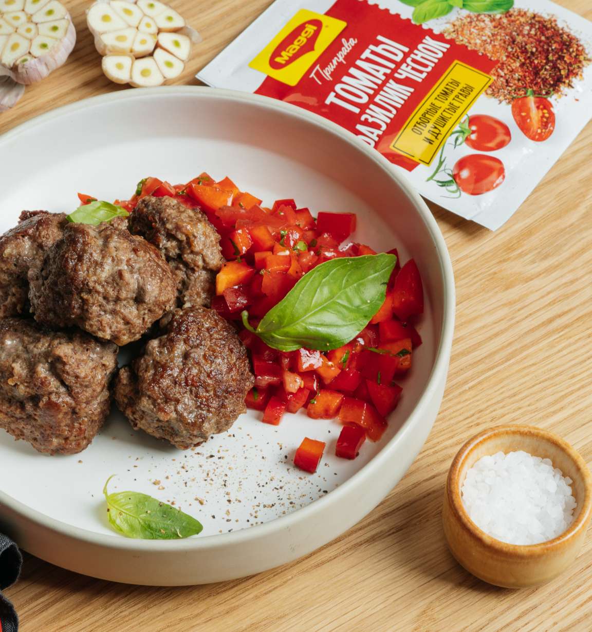 Сочные и вкусные говяжьи котлеты на сковороде — рецепт с фото