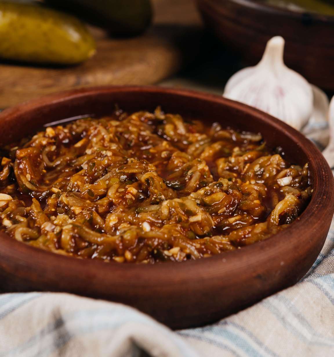 Аджика из соленых огурцов с чесноком и томатной пастой - рецепт с фото