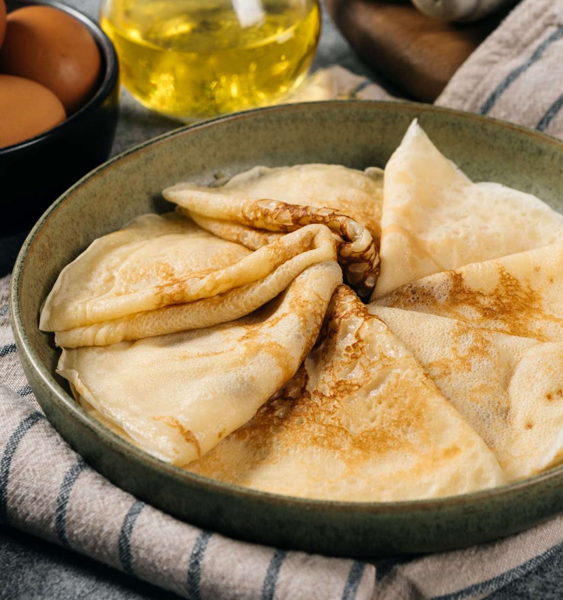 Бархатистые тонкие блины на сыворотке - рецепт приготовления с фото от Maggi.ru
