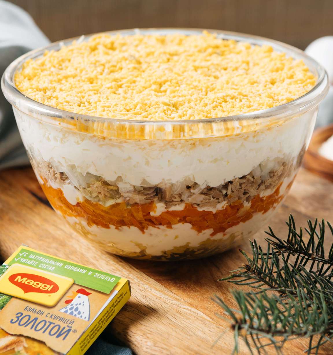 Классический салат мимоза с рыбными консервами и яйцом: рецепт с фото