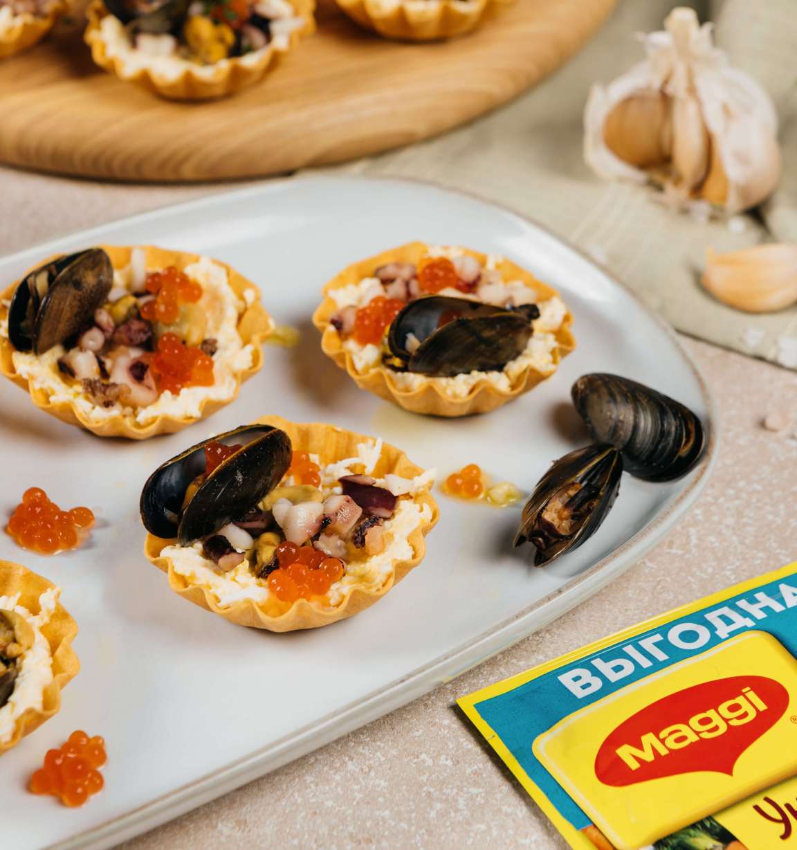 Простые тарталетки с морским коктейлем - рецепт приготовления с фото от Maggi.ru