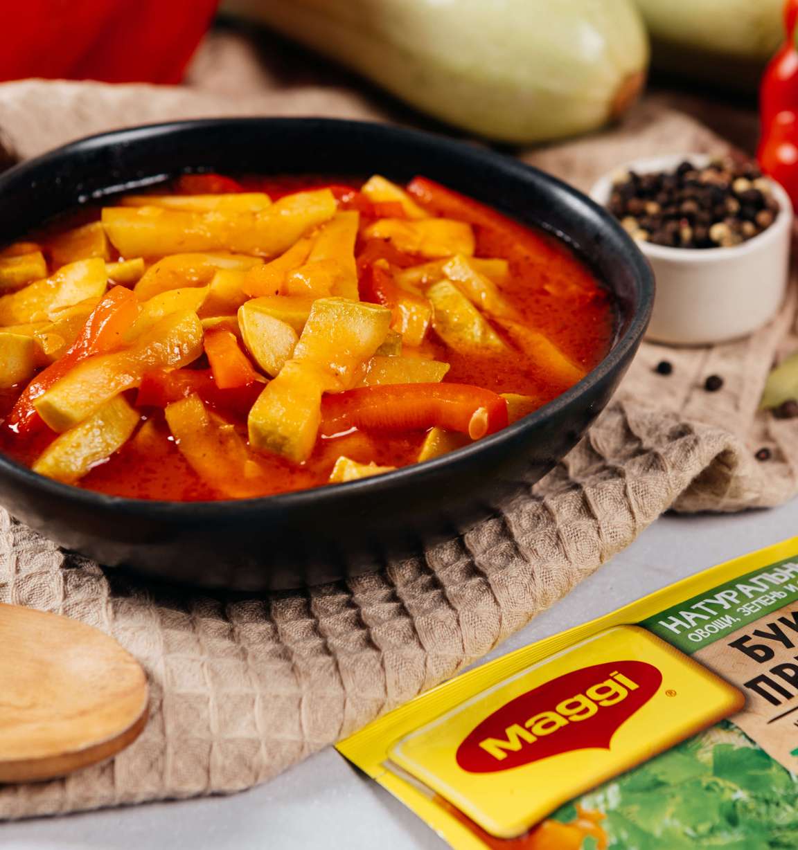 Лечо с кабачками и перцем на кетчупе - рецепт приготовления с фото от Maggi.ru