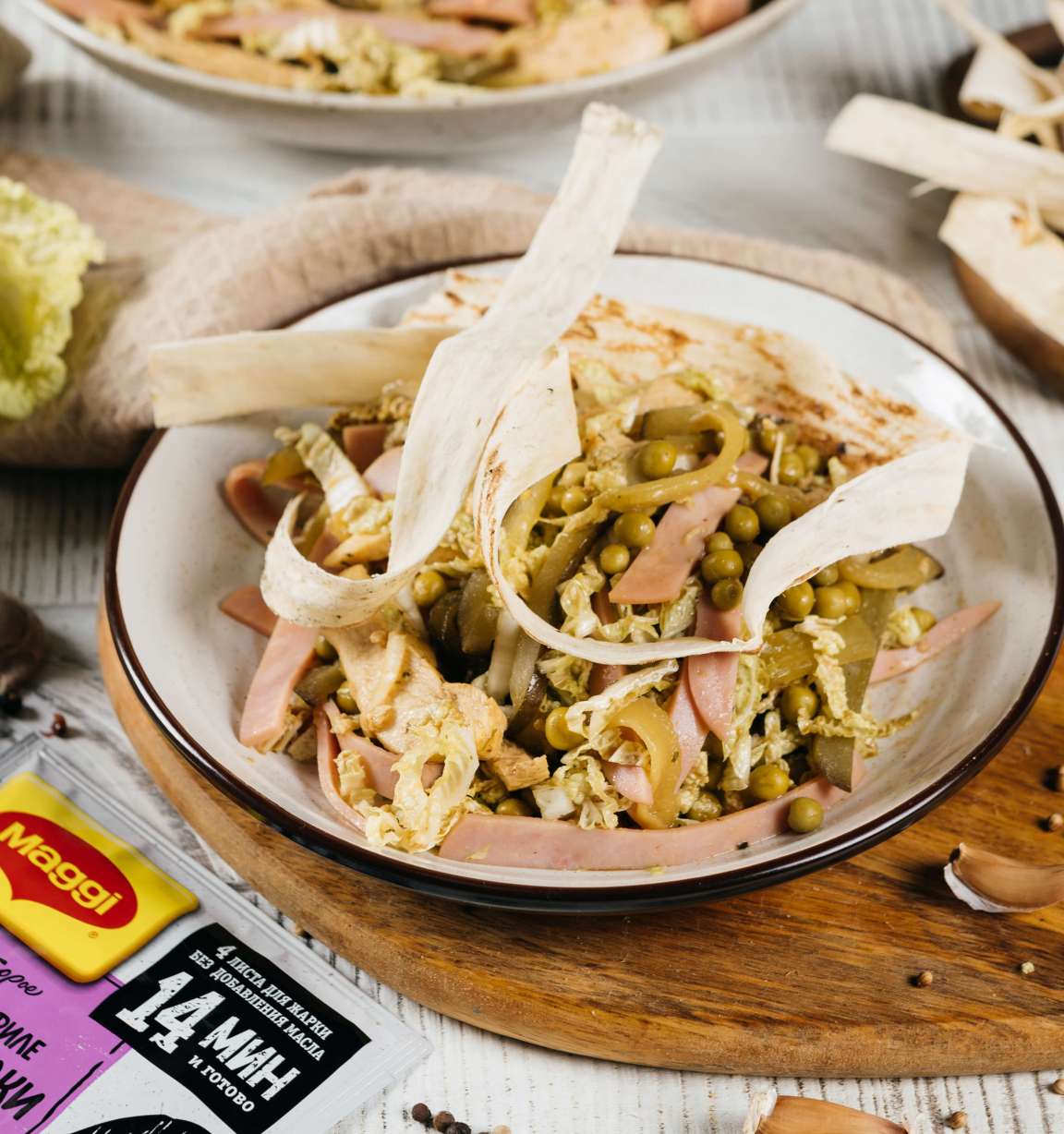 Салат с курицей и пекинской капустой - рецепт приготовления с фото от Maggi.ru
