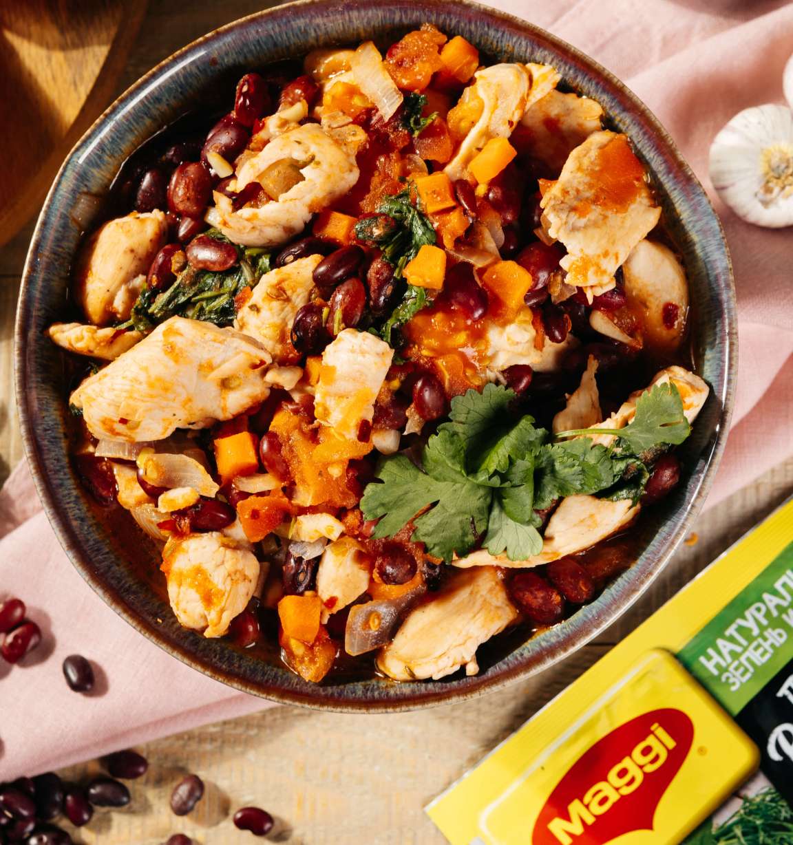 Лобио с курицей, красной фасолью и кинзой - рецепт приготовления с фото от Maggi.ru